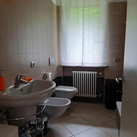 Appartement La Finestra Sul - In Con Vista E Posto Auto Coperto *